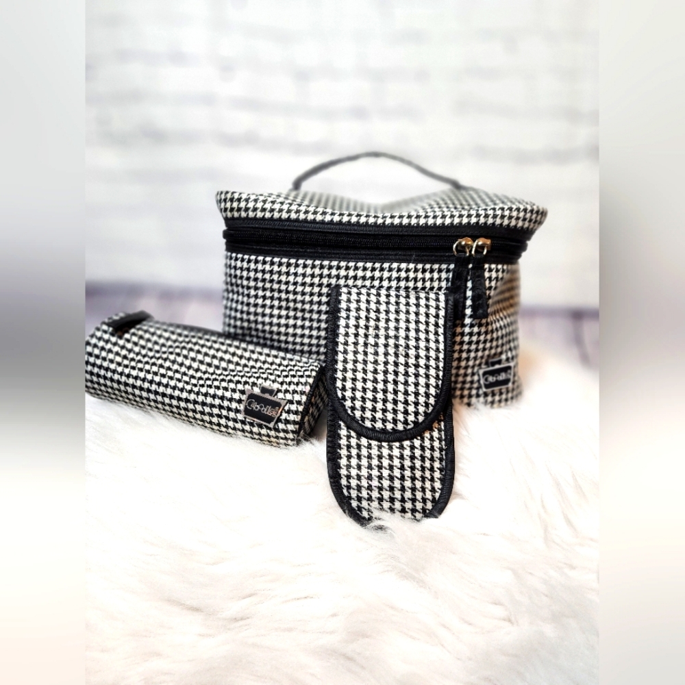 Vintage Caboodle travel bag, Checkered,  Black & white